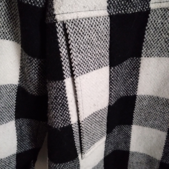 American Rag large coat - Picture 6 of 12